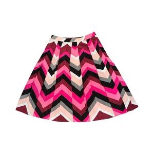 Vince Camuto Pink Herringbone Chevron Pleated Skirt​